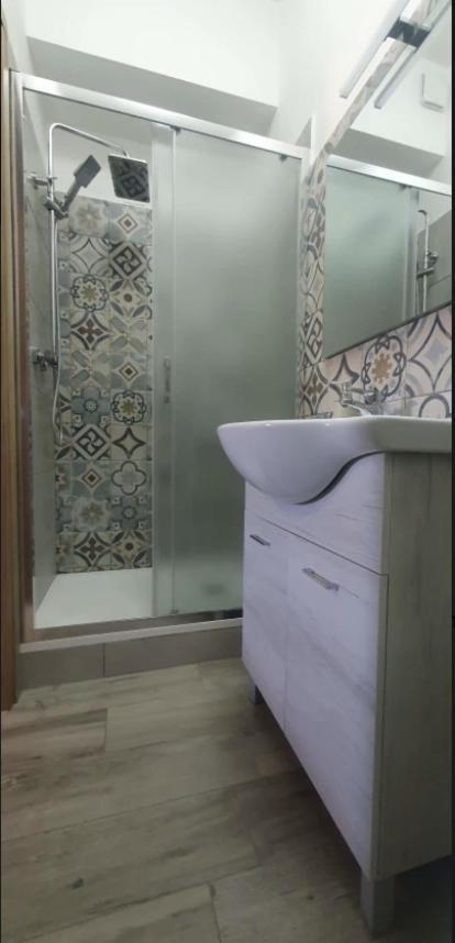 Hello Roma B&B Bagian luar foto