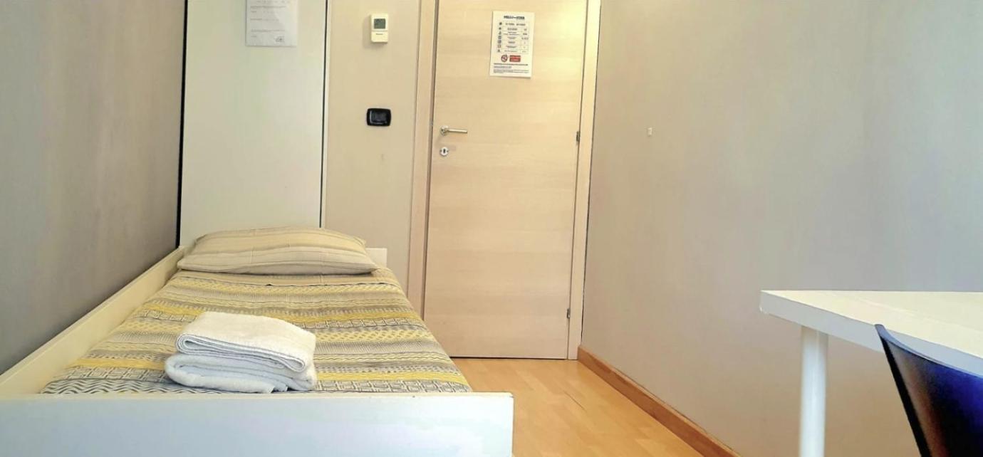 Hello Roma B&B Bagian luar foto