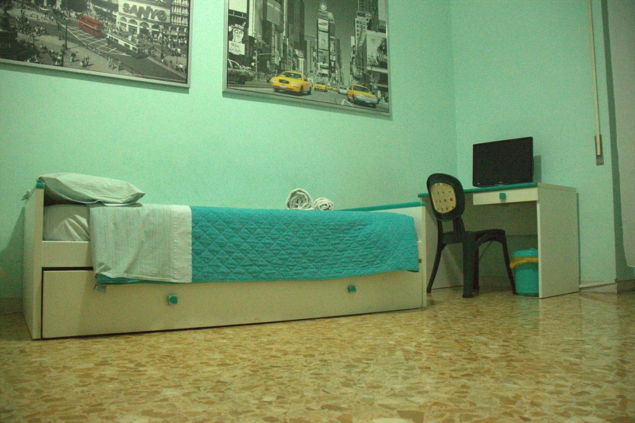 Hello Roma B&B Bagian luar foto